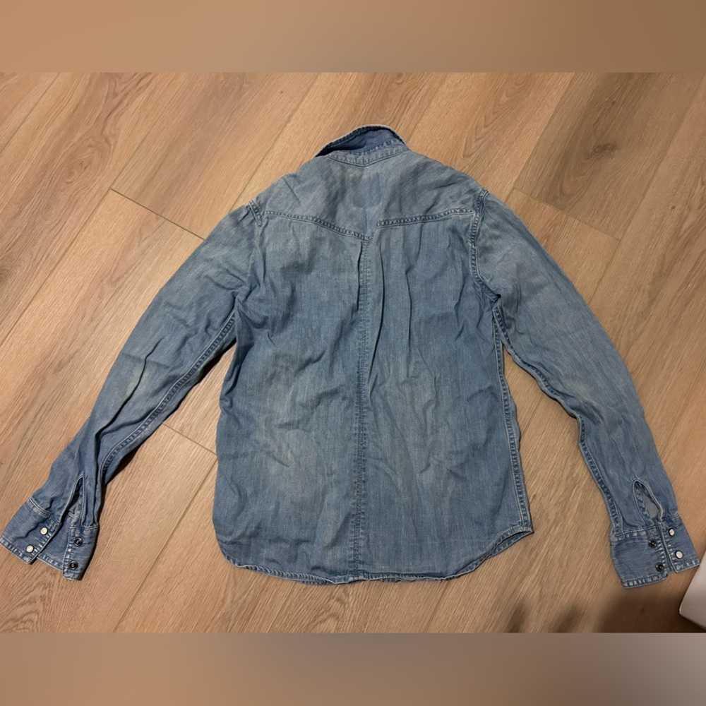 American Eagle Women’s Western 100% Cotton Denim button down shirt Size Small - Picture 2 of 6